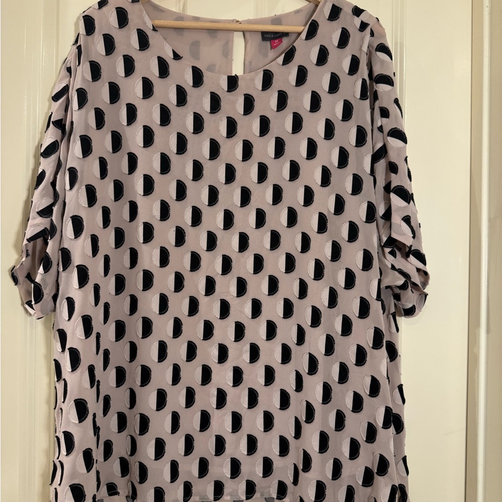 Vince Camuto Pink with Black and Cream Polka Dot Women's Top 2x